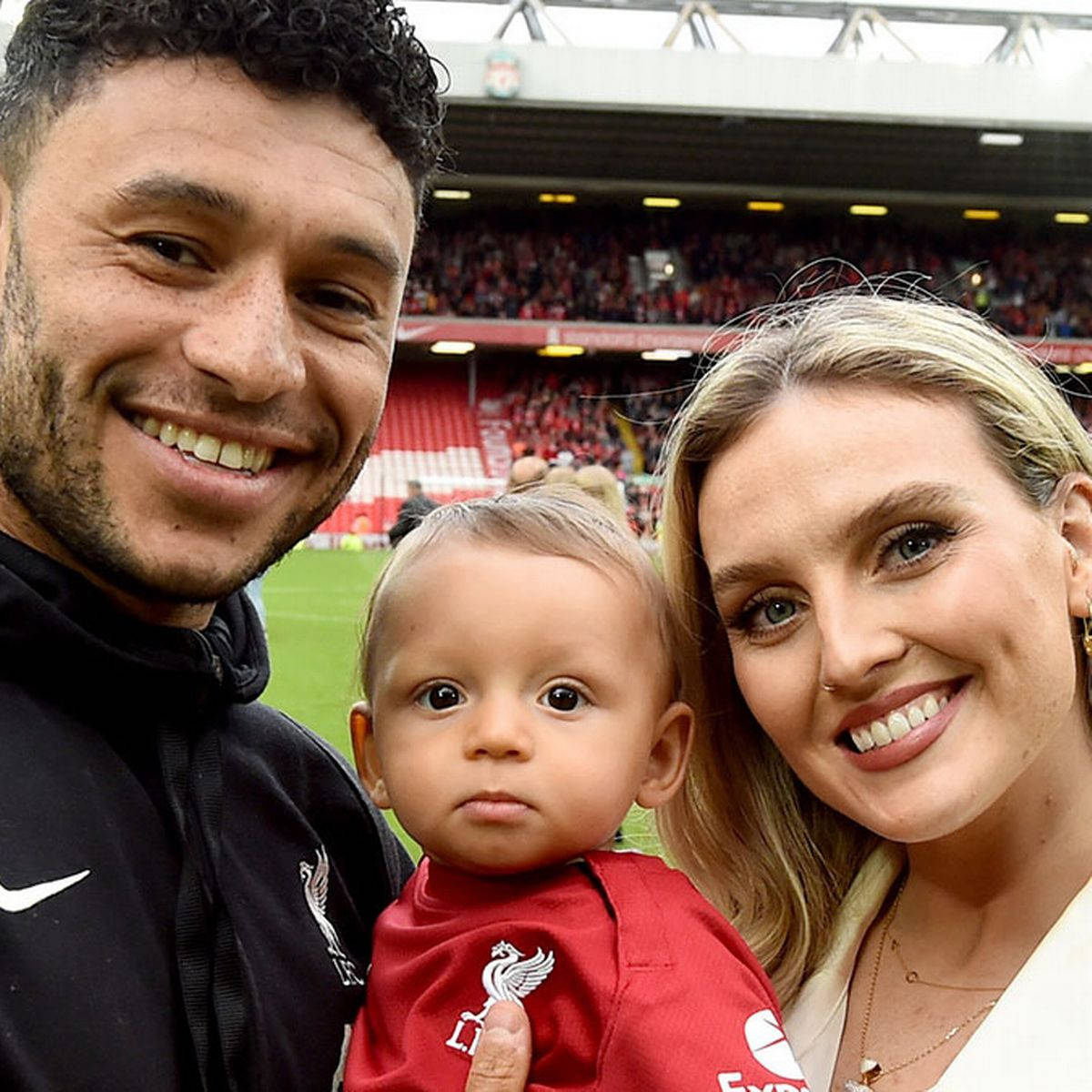 Alex Oxlade-chamberlain Perrie Edwards Kid Background