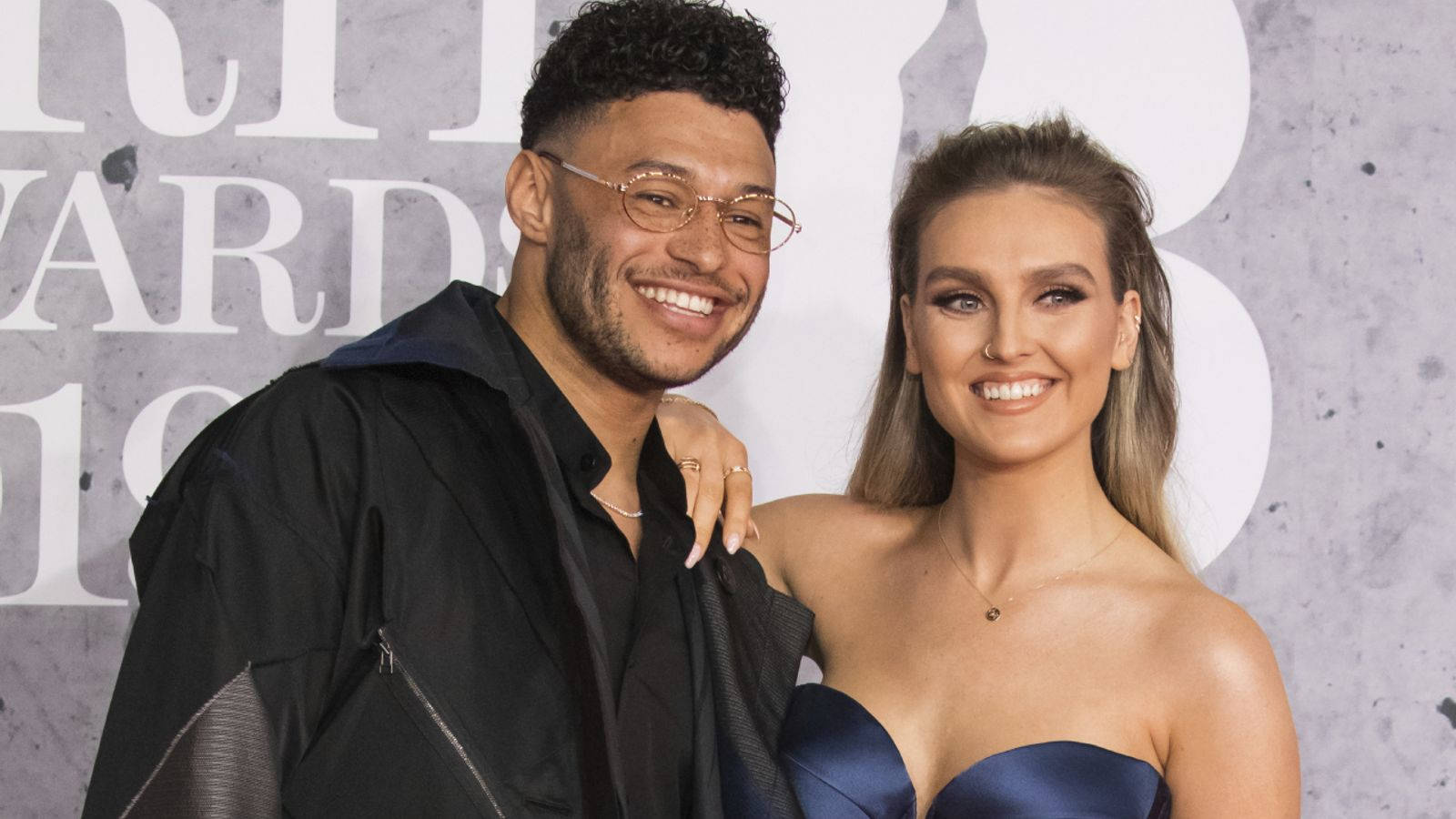 Alex Oxlade-chamberlain Perrie Edwards Red Carpet Background