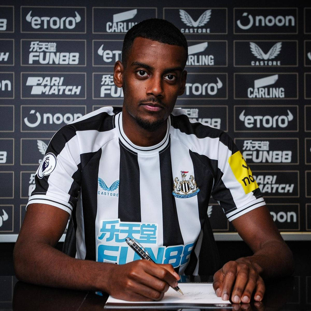 Alexander Isak Signing A Contract