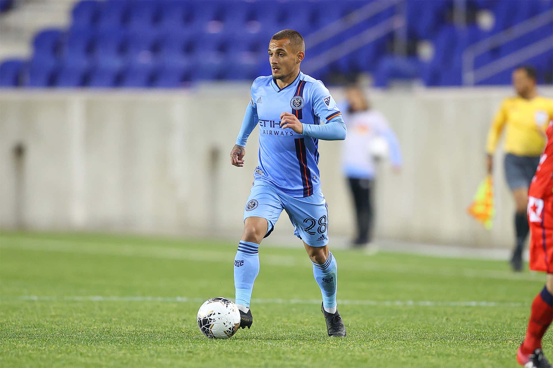 Alexandru Mitrita Against Ad San Carlos Background