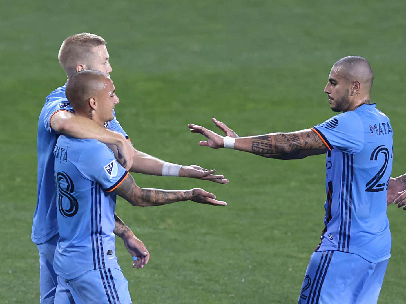 Alexandru Mitrita With Teammates Background