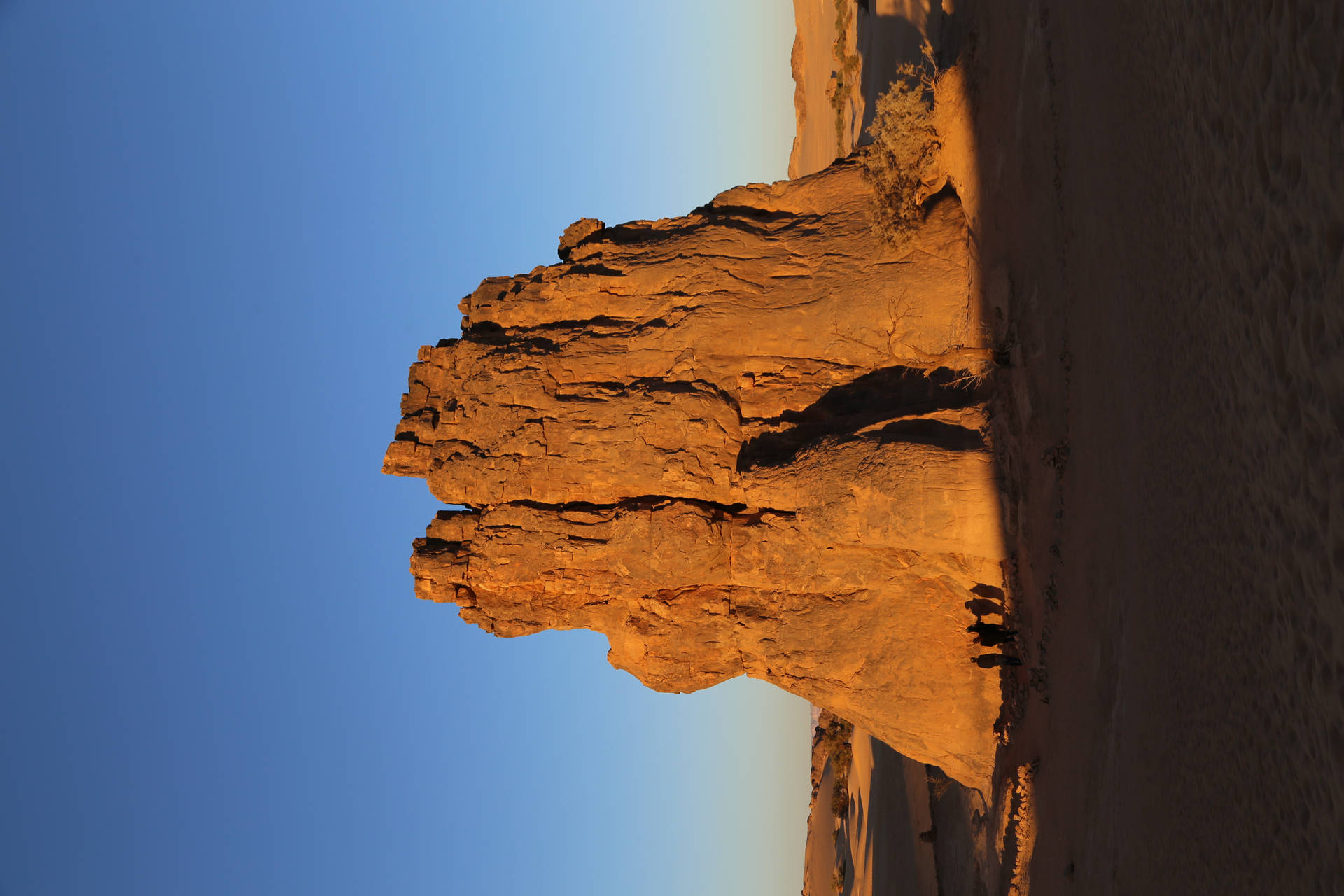 Algeria Desert Brown Rock Formation