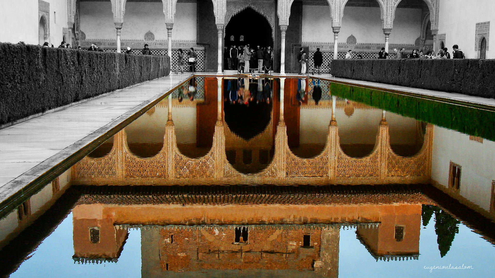 Alhambra Reflected In Water Background