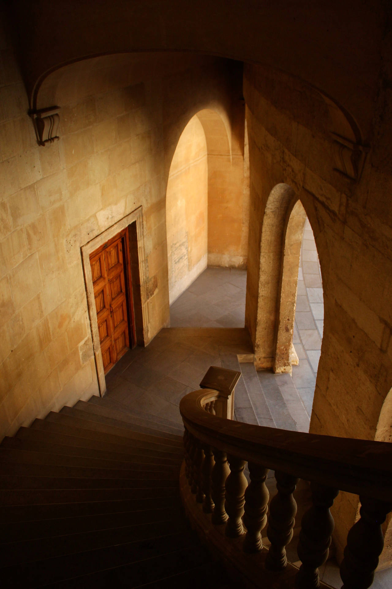 Alhambra Stairs Going Down Background