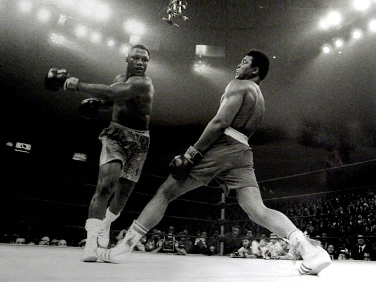 Ali Boxing Missed Shot Background