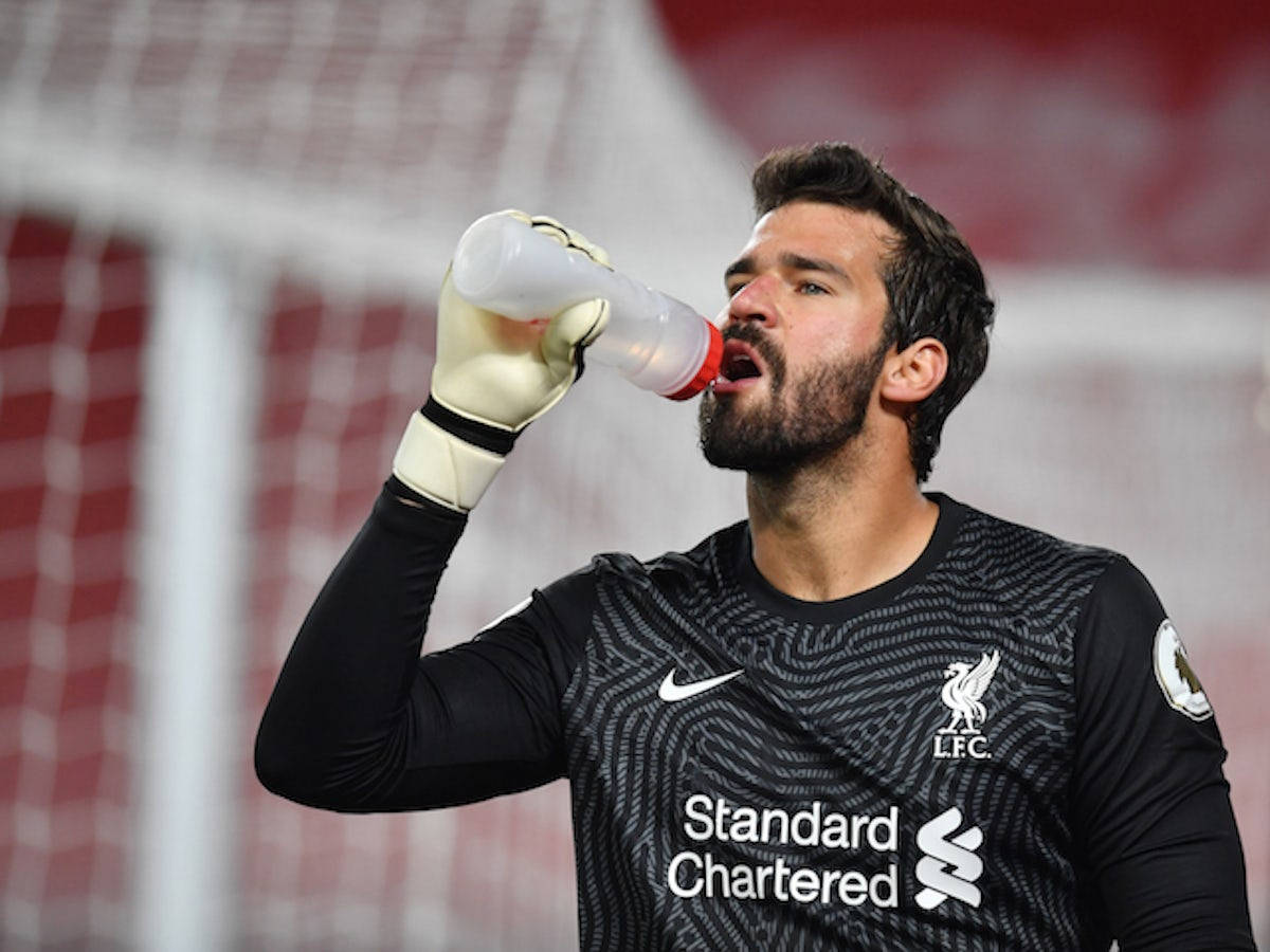 Alisson Becker Drinking Background