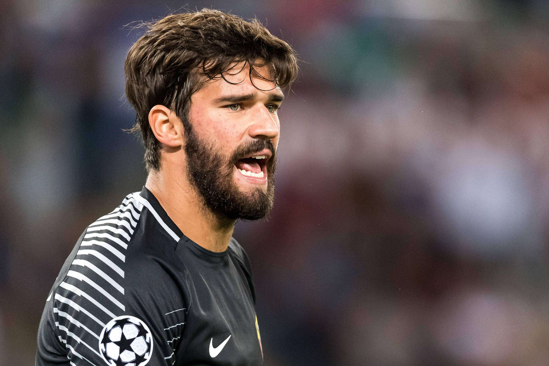 Alisson Becker Talking