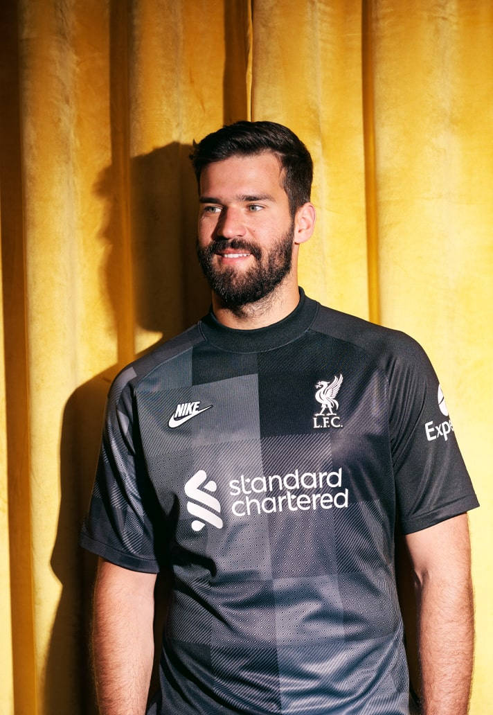 Alisson Becker Yellow Background