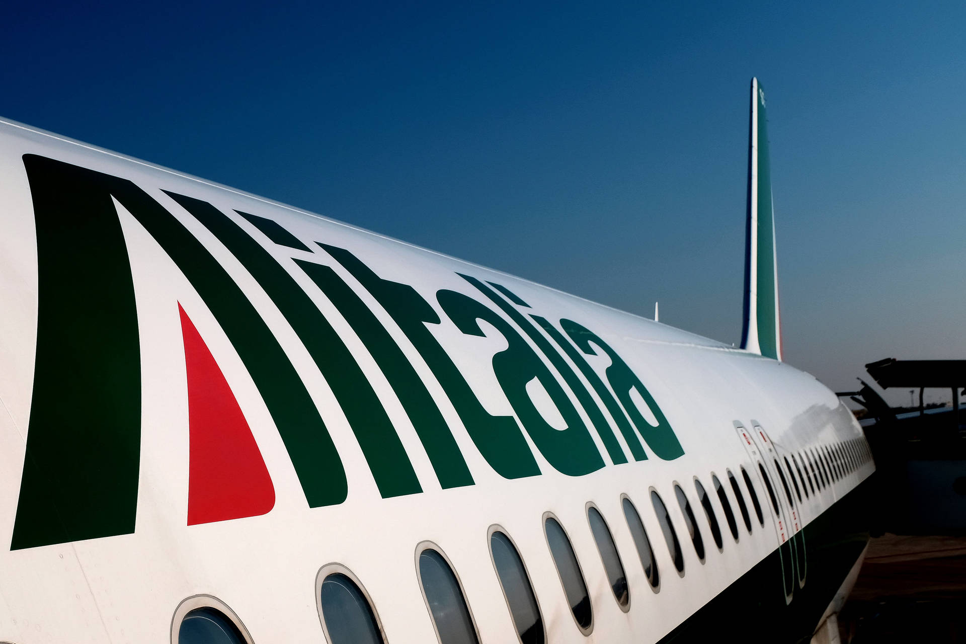 Alitalia Airline's Logo Background