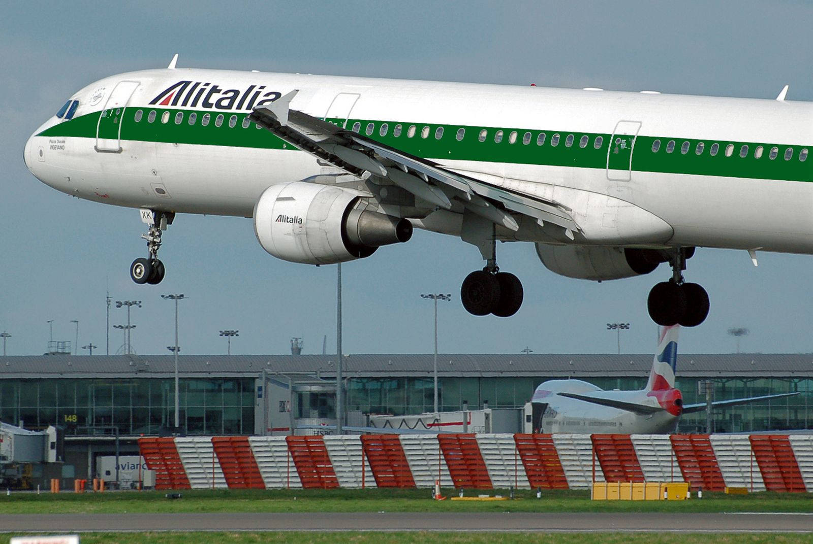 Alitalia With Green Background