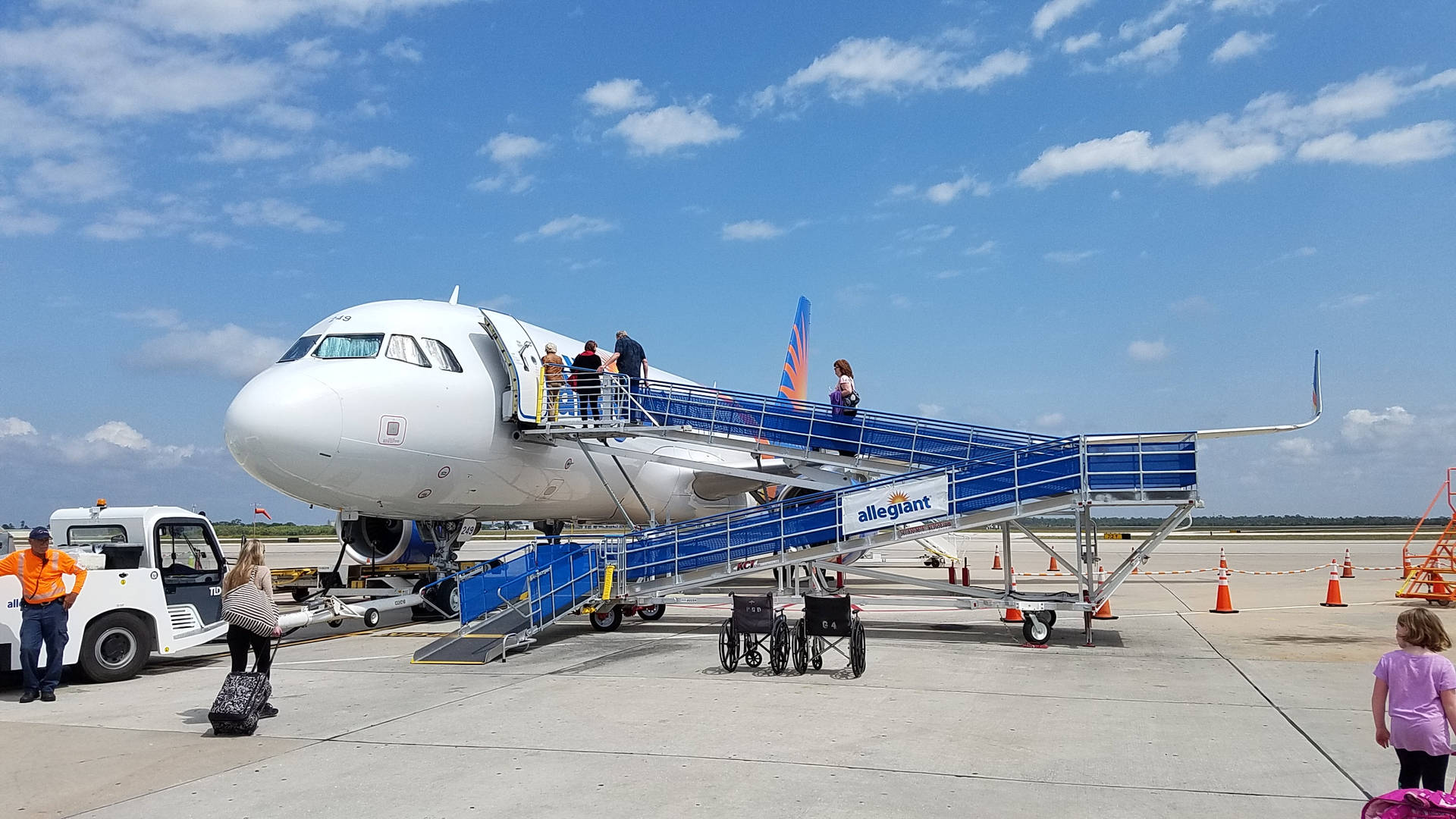 Allegiant Air Disembarking Background