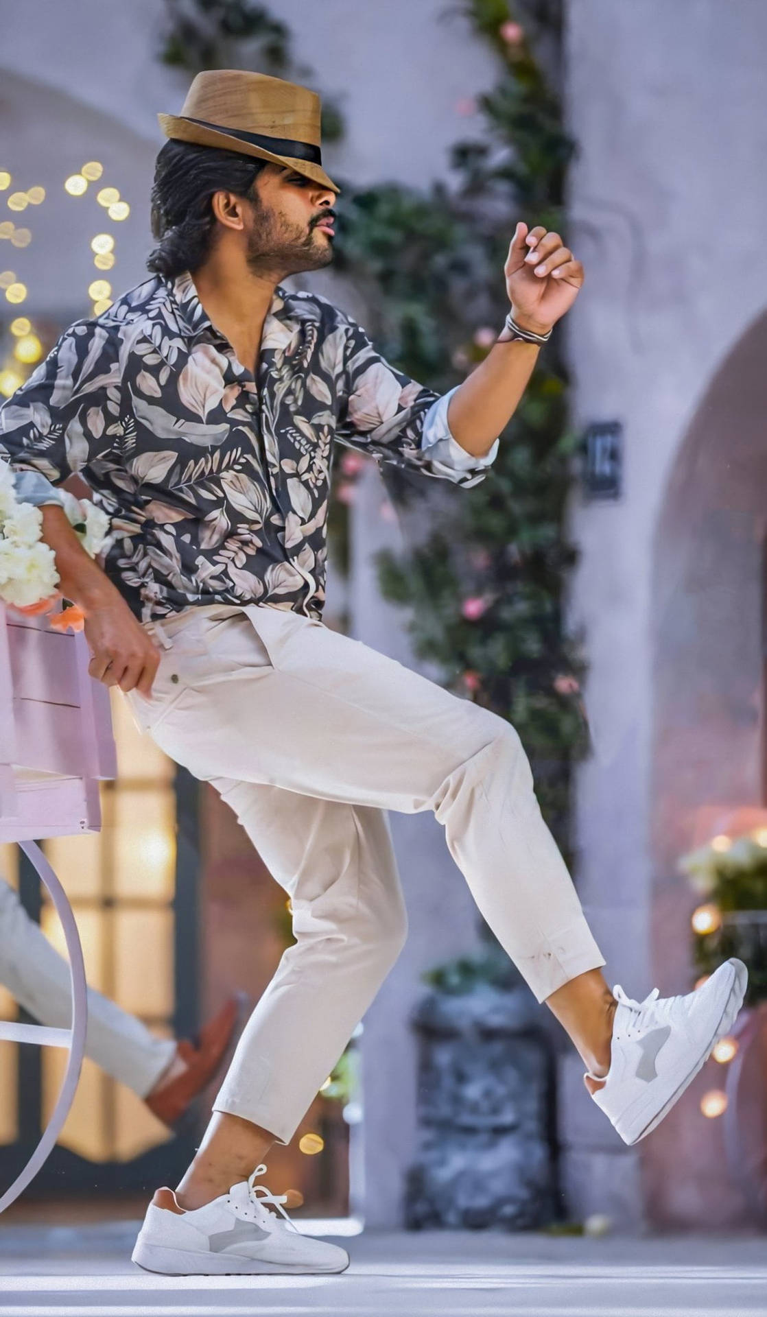 Allu Arjun Hd Dancing Hat Background