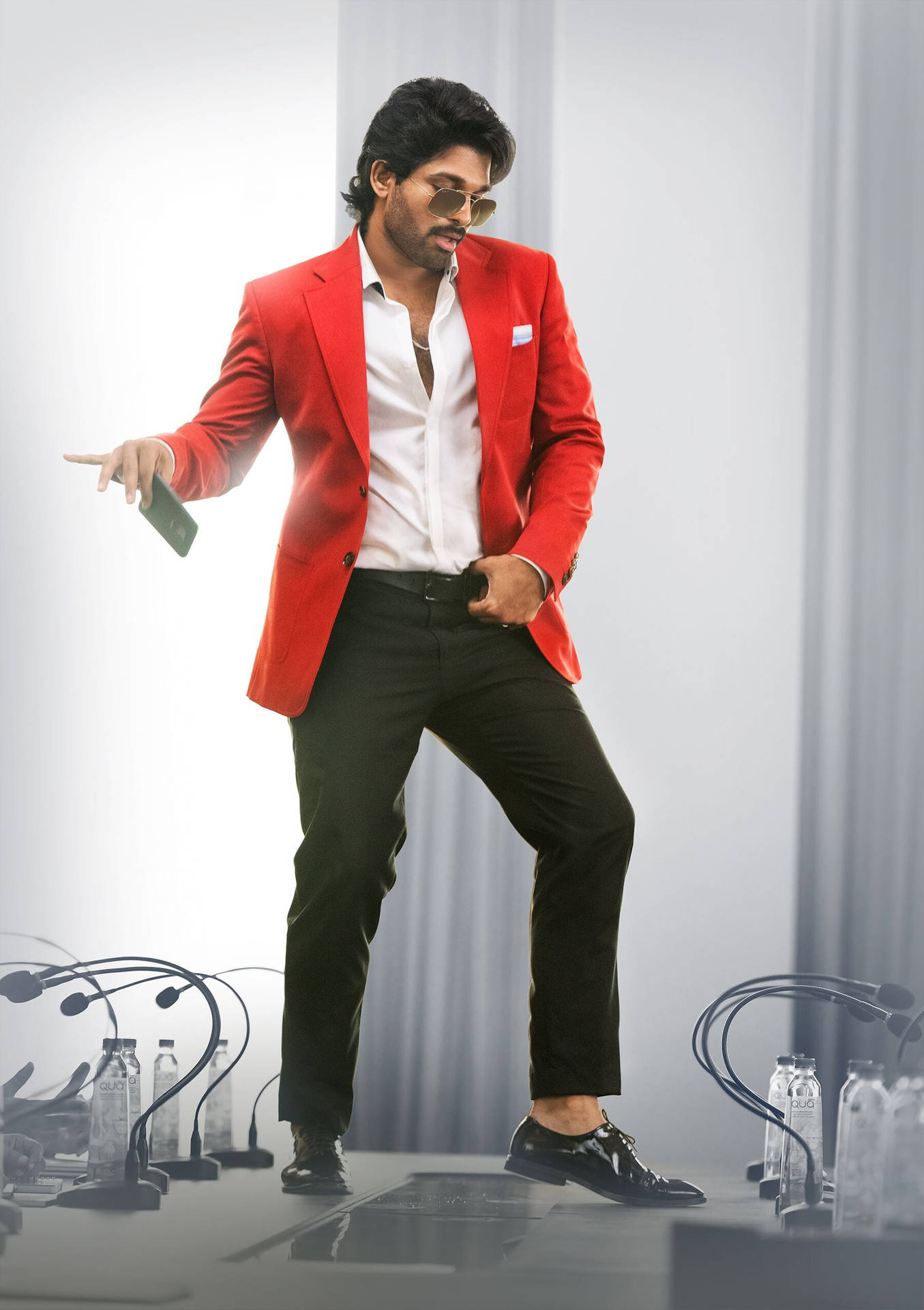 Allu Arjun Hd Red Jacket Dancing Background