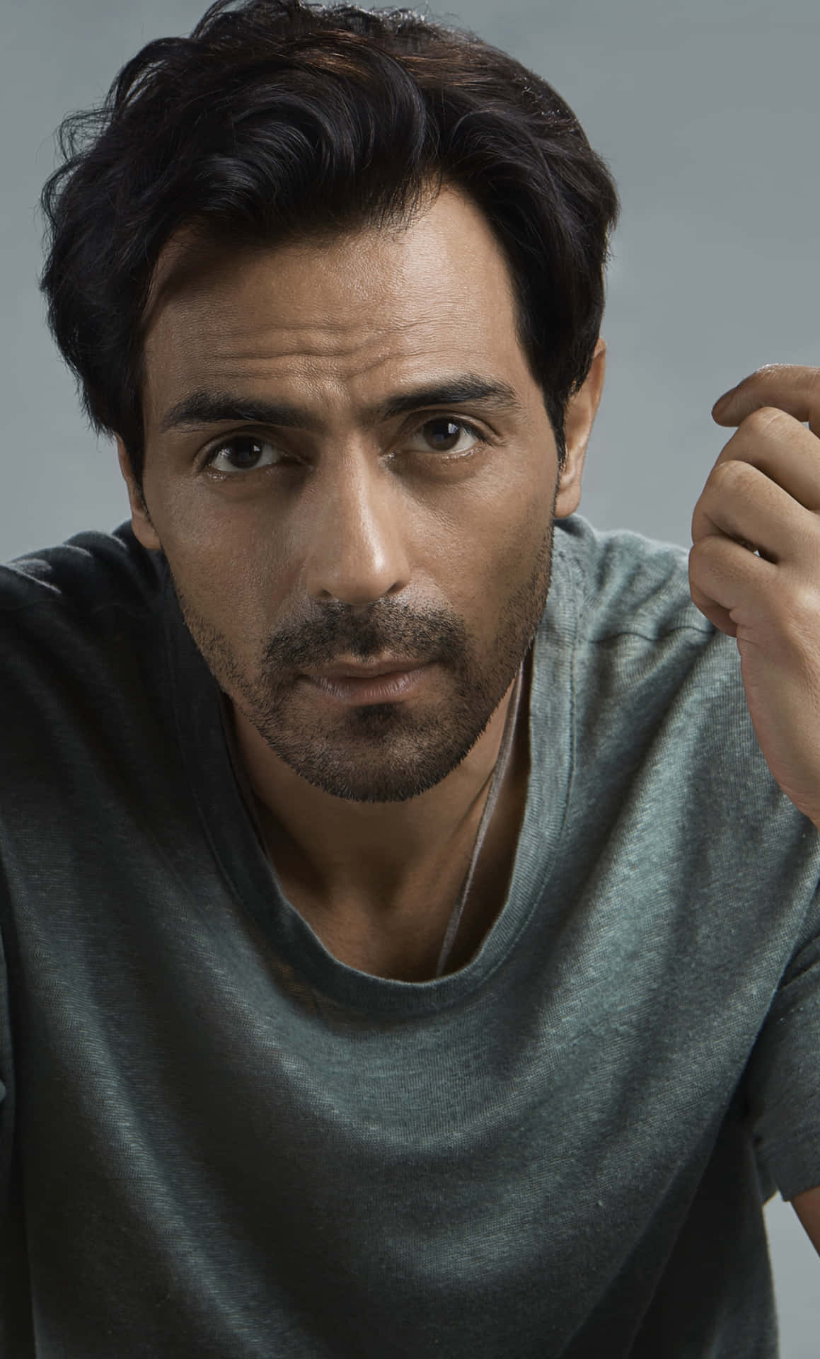 Alluring Indian Guy And Actor Arjun Rampal Background