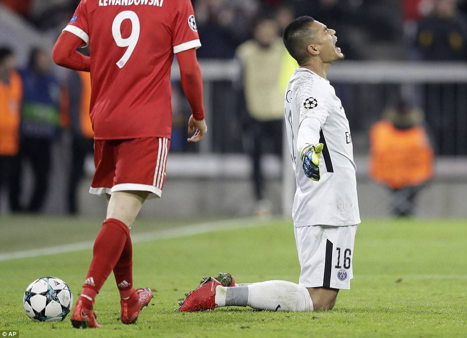 Alphonse Areola Kneeling On The Field Background