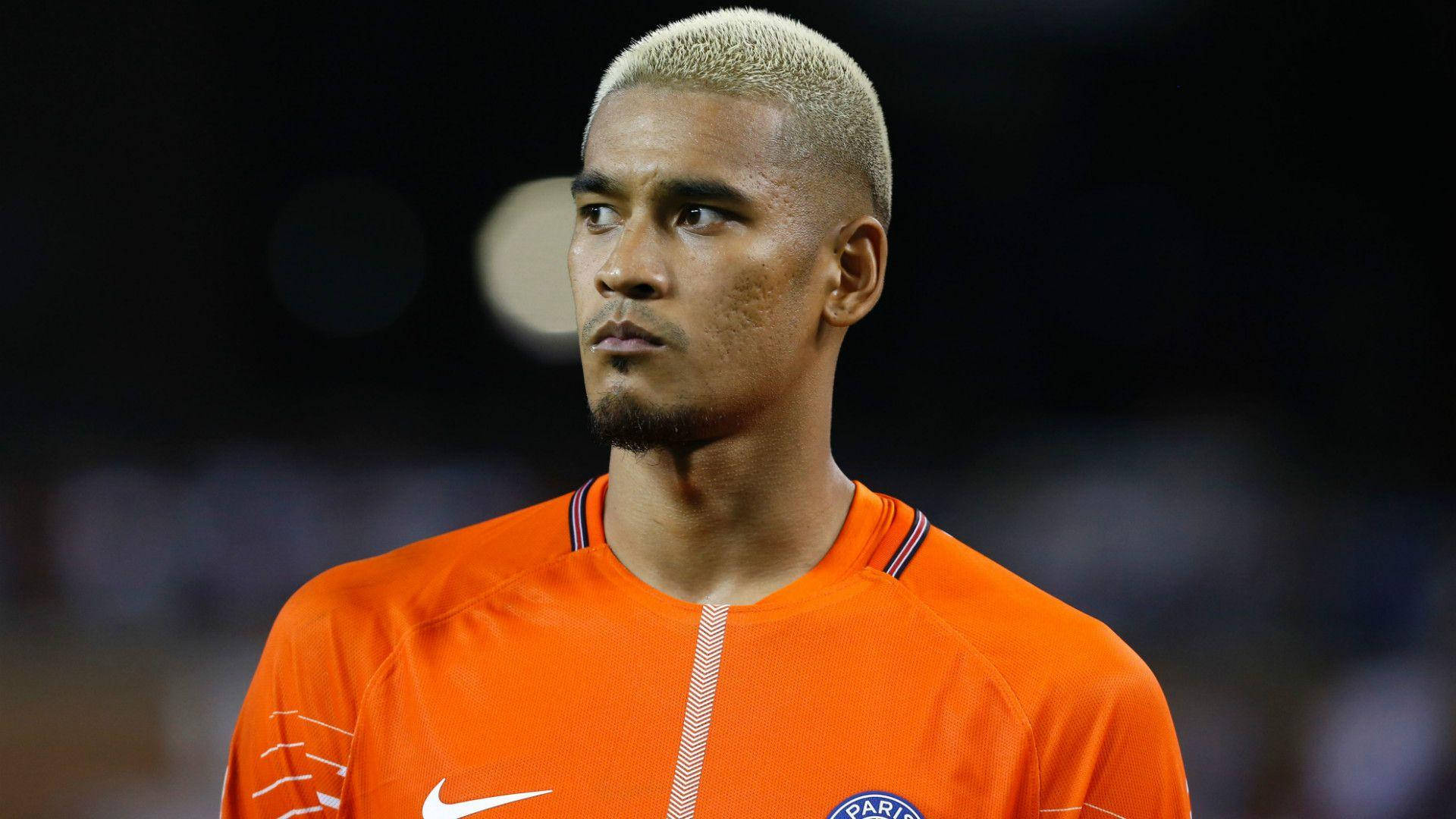 Alphonse Areola With Blonde Hair