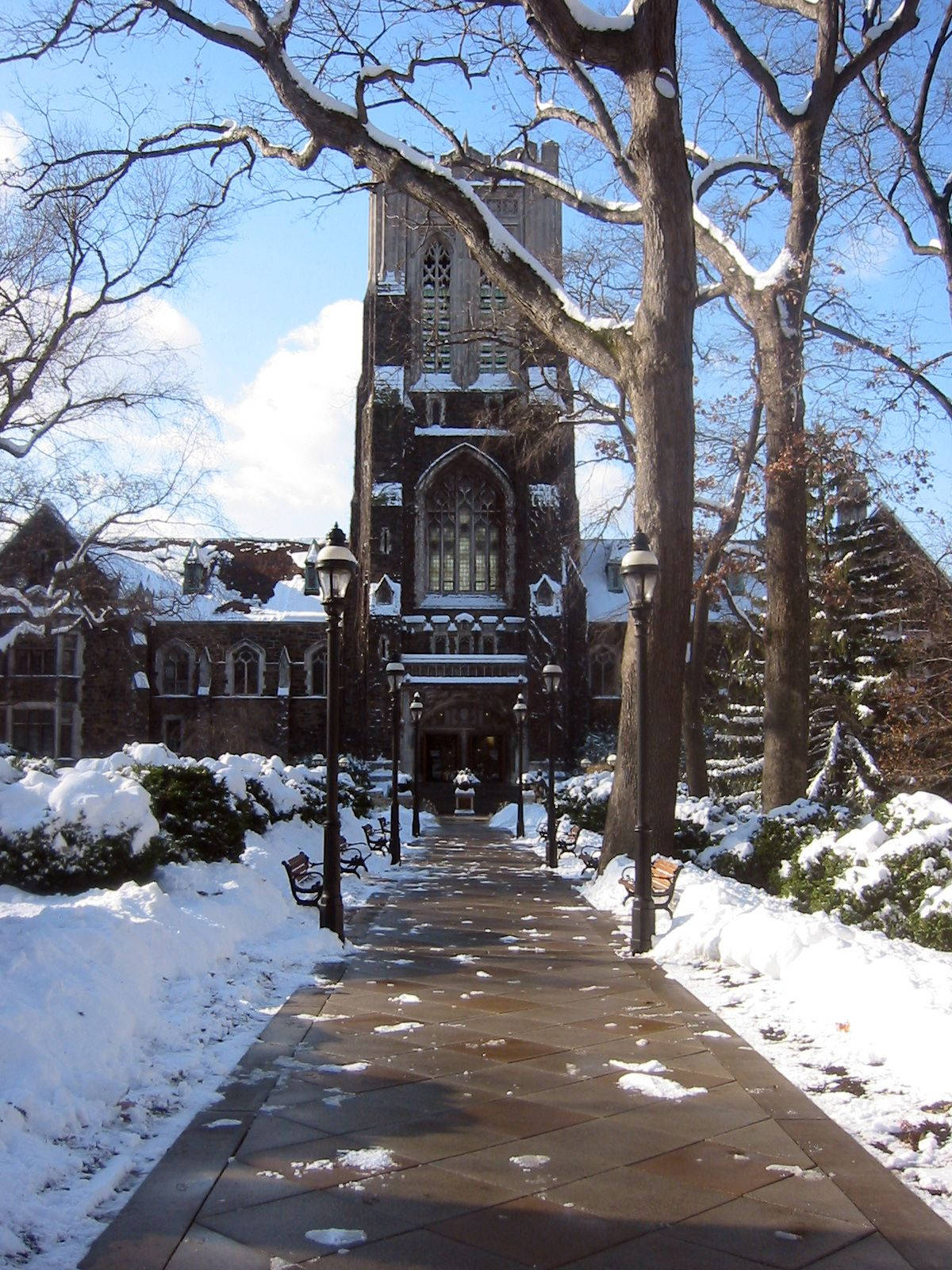 Alumni Memorial Building During Winter Background