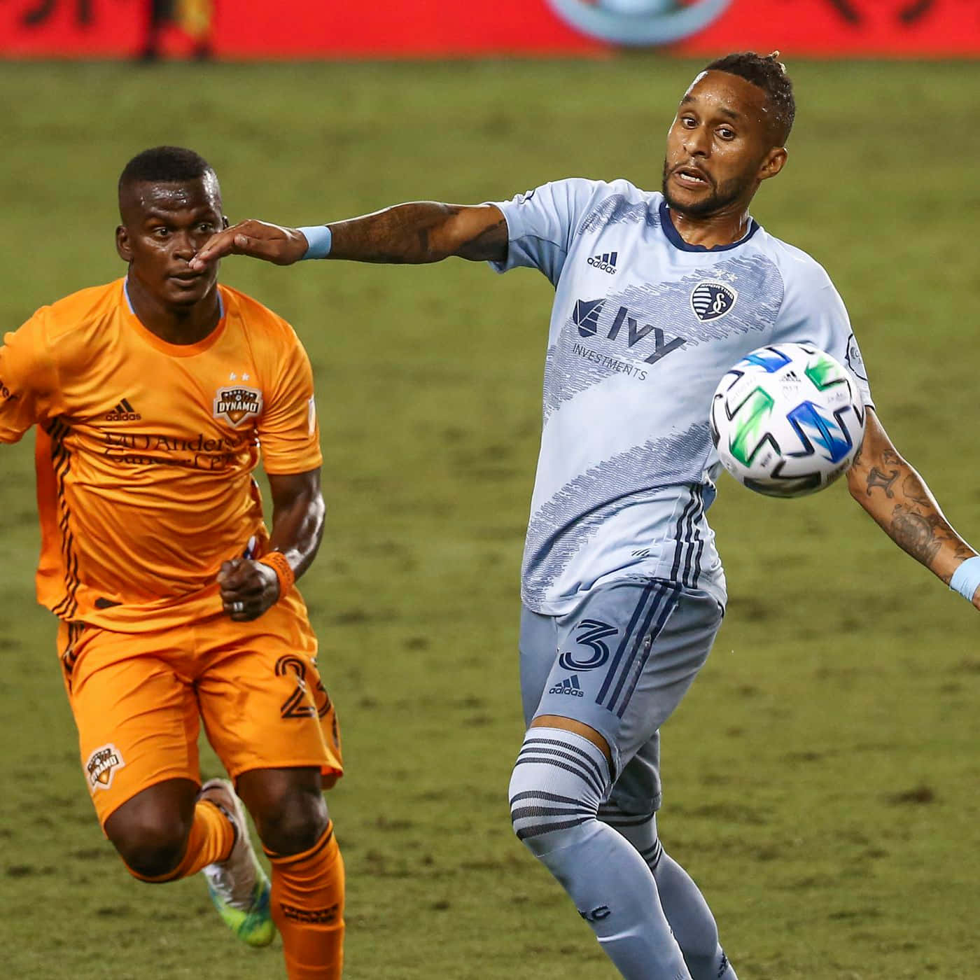 Amadou Dia Of Sporting Kansas City Background