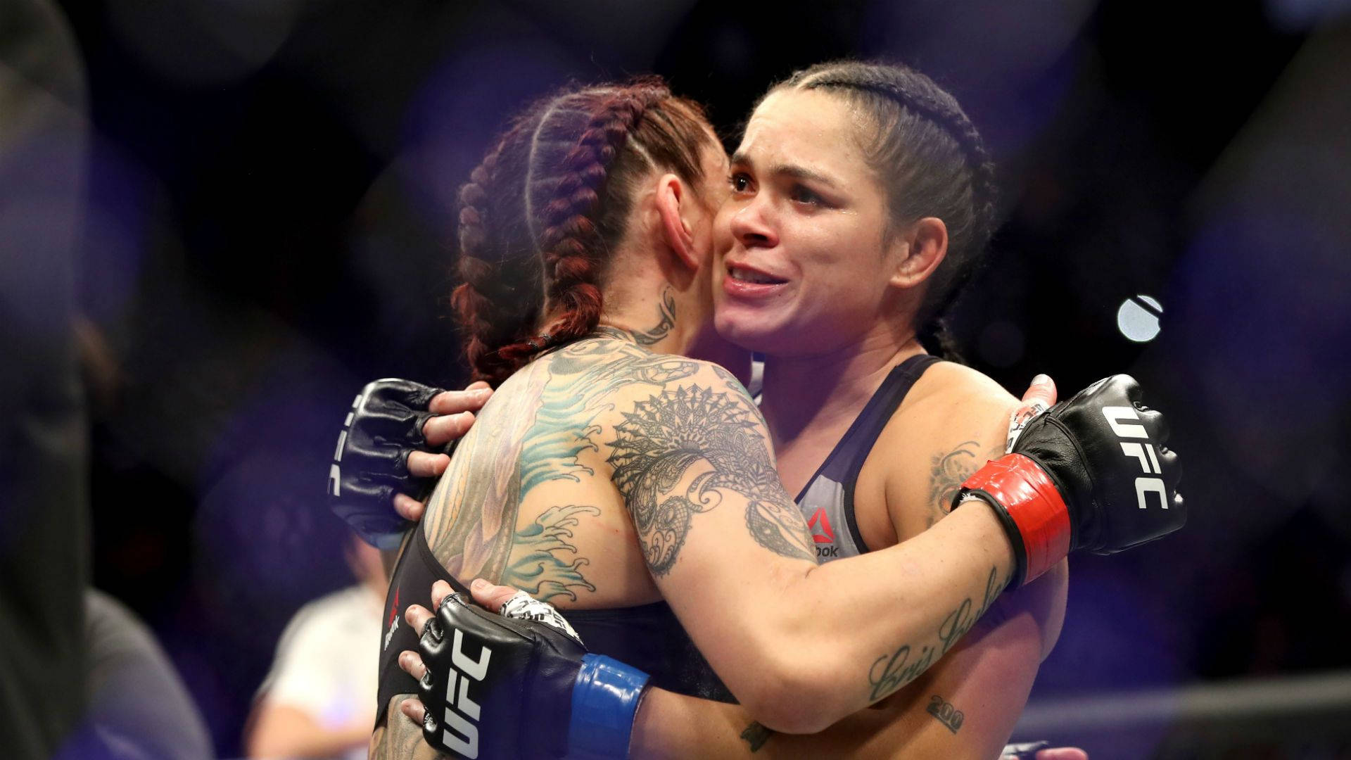 Amanda Nunes And Cris Cyborg Background