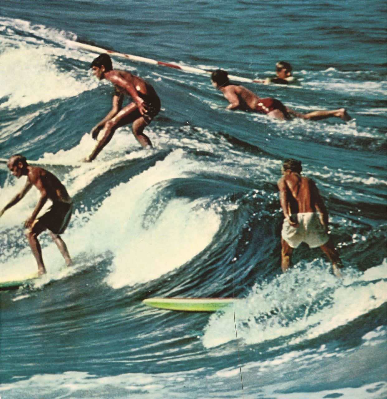 Amazing Vintage Surf Session On Big Waves Background