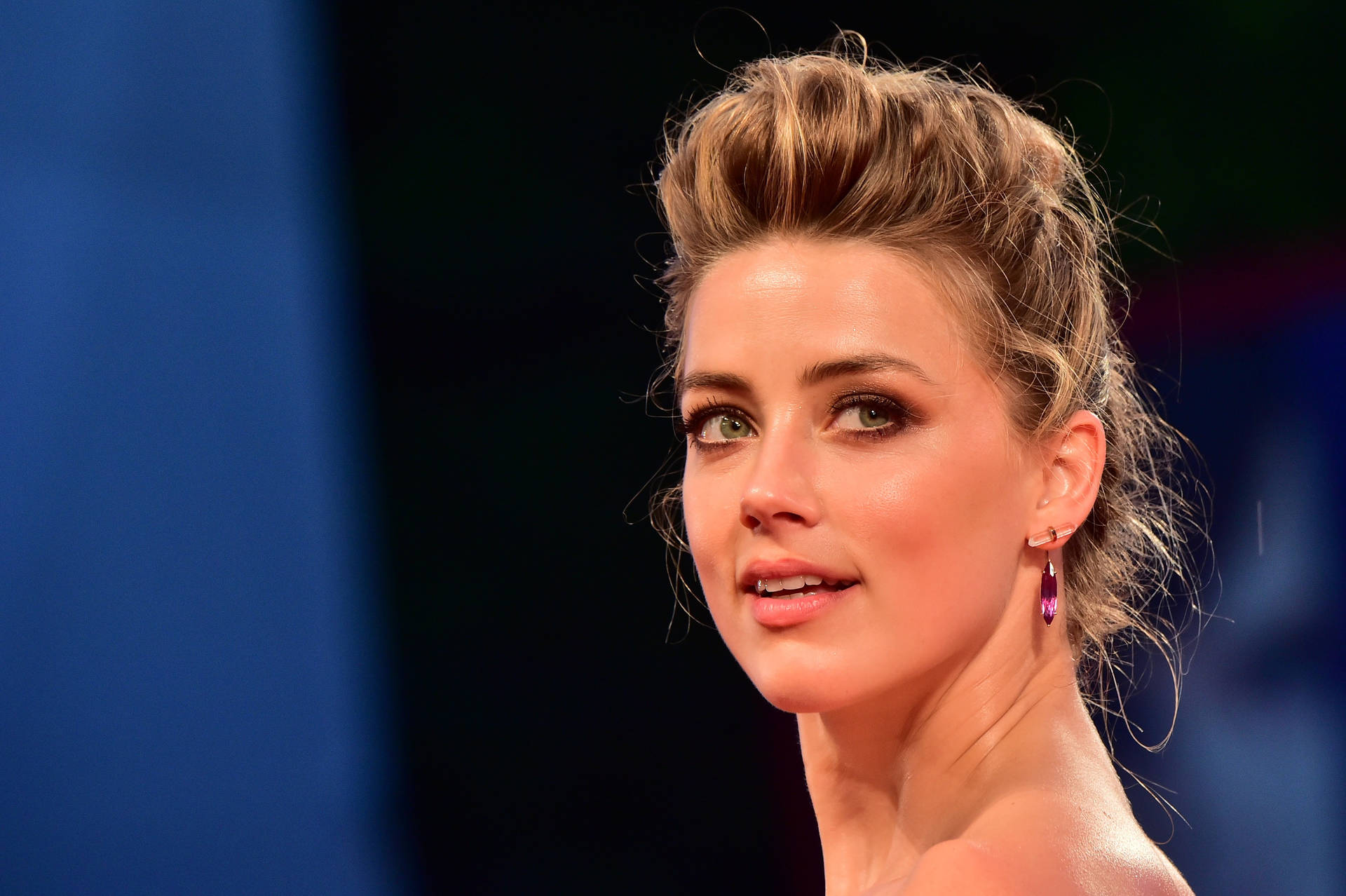Amber Heard Venice Film Festival Background