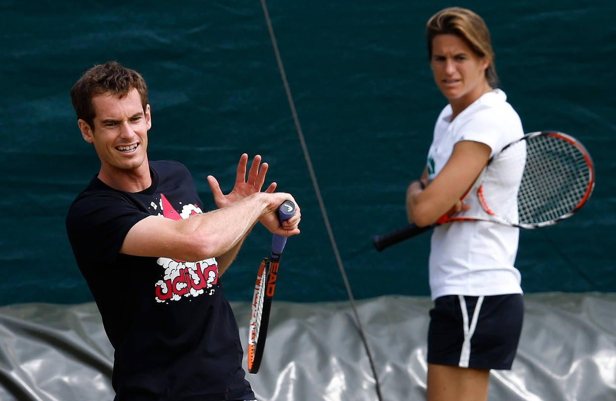 Amelie Mauresmo Coaching Andy Murrary Background