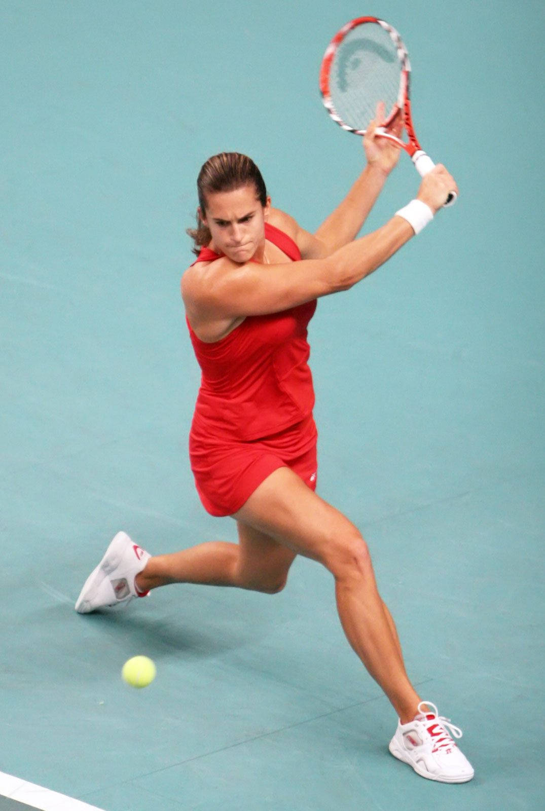 Amélie Mauresmo Readying Stroke Background