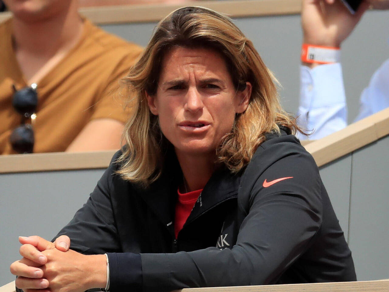 Amélie Mauresmo With Crowd Background