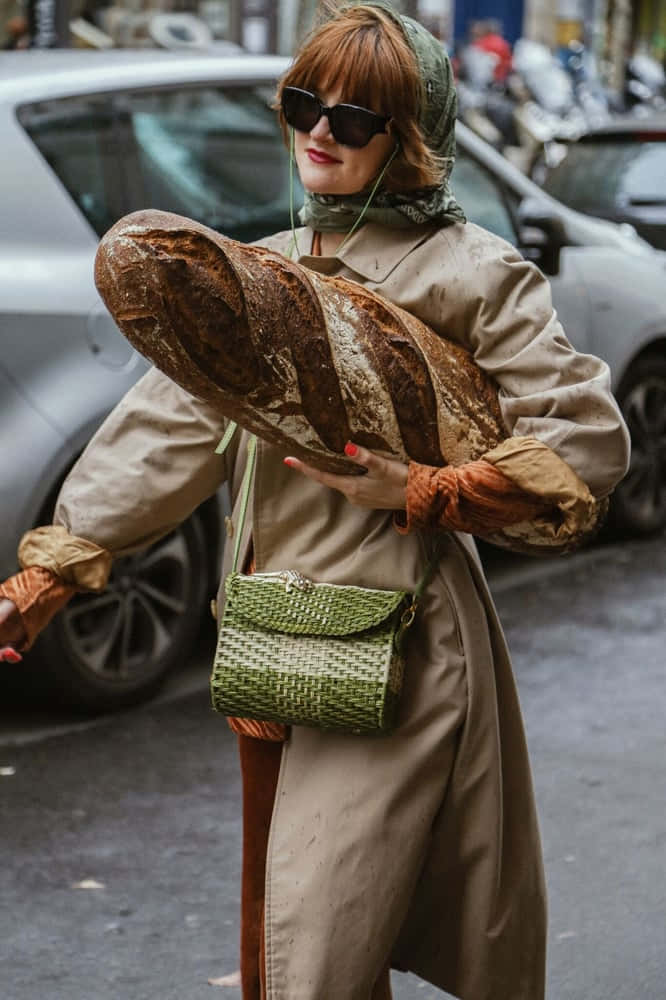 Amélie Pichard With Big Baguette