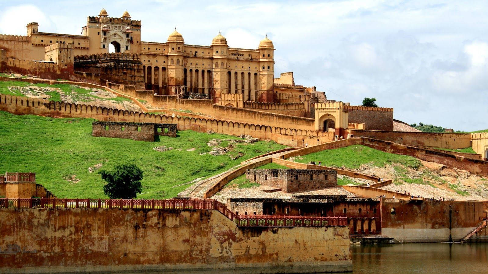 Amer Fort Jaipur Hilltop Background