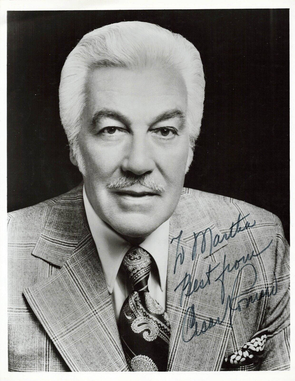 American Actor Black And White Cesar Romero Background