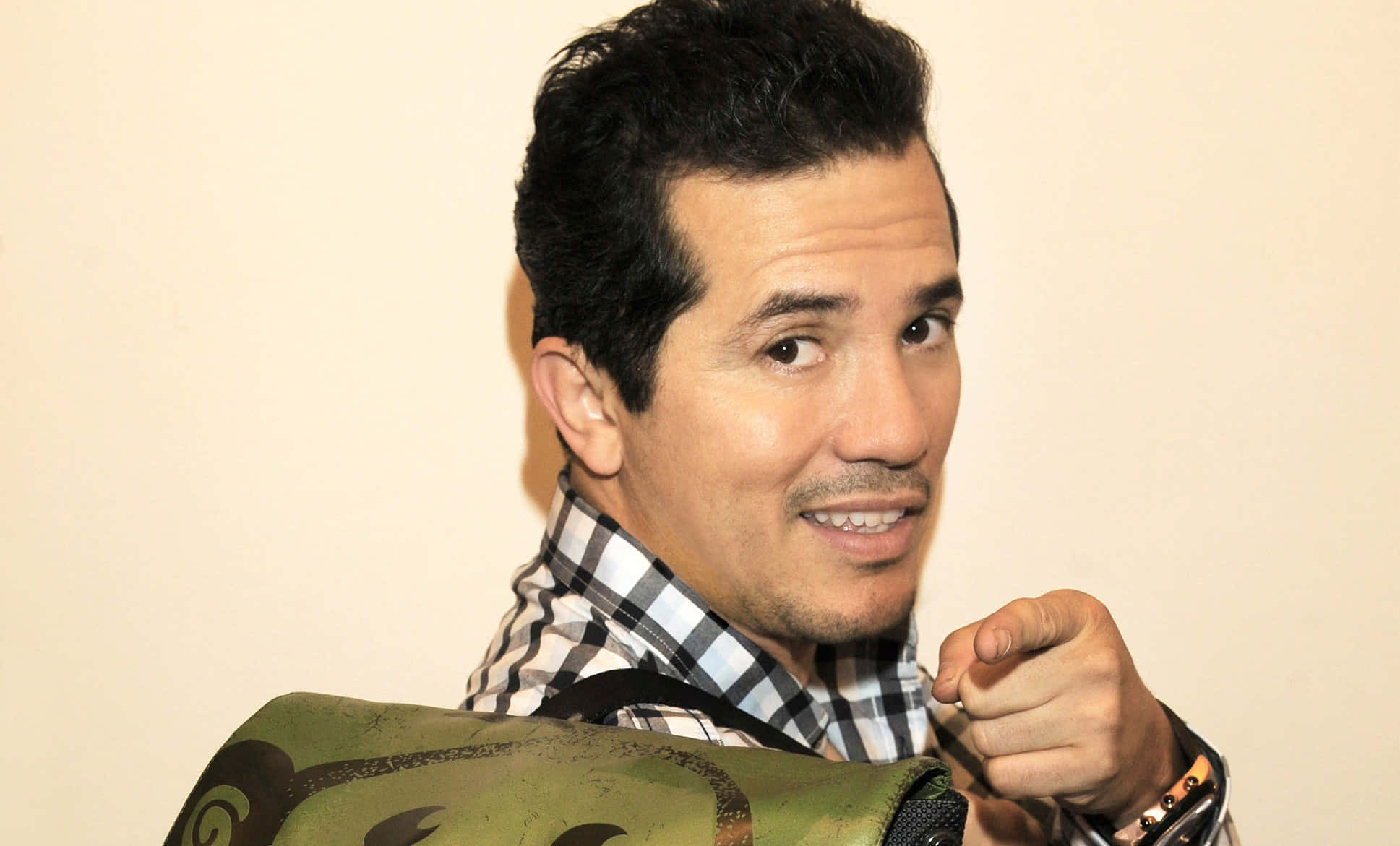 American Actor, Comedian And Producer John Leguizamo Background