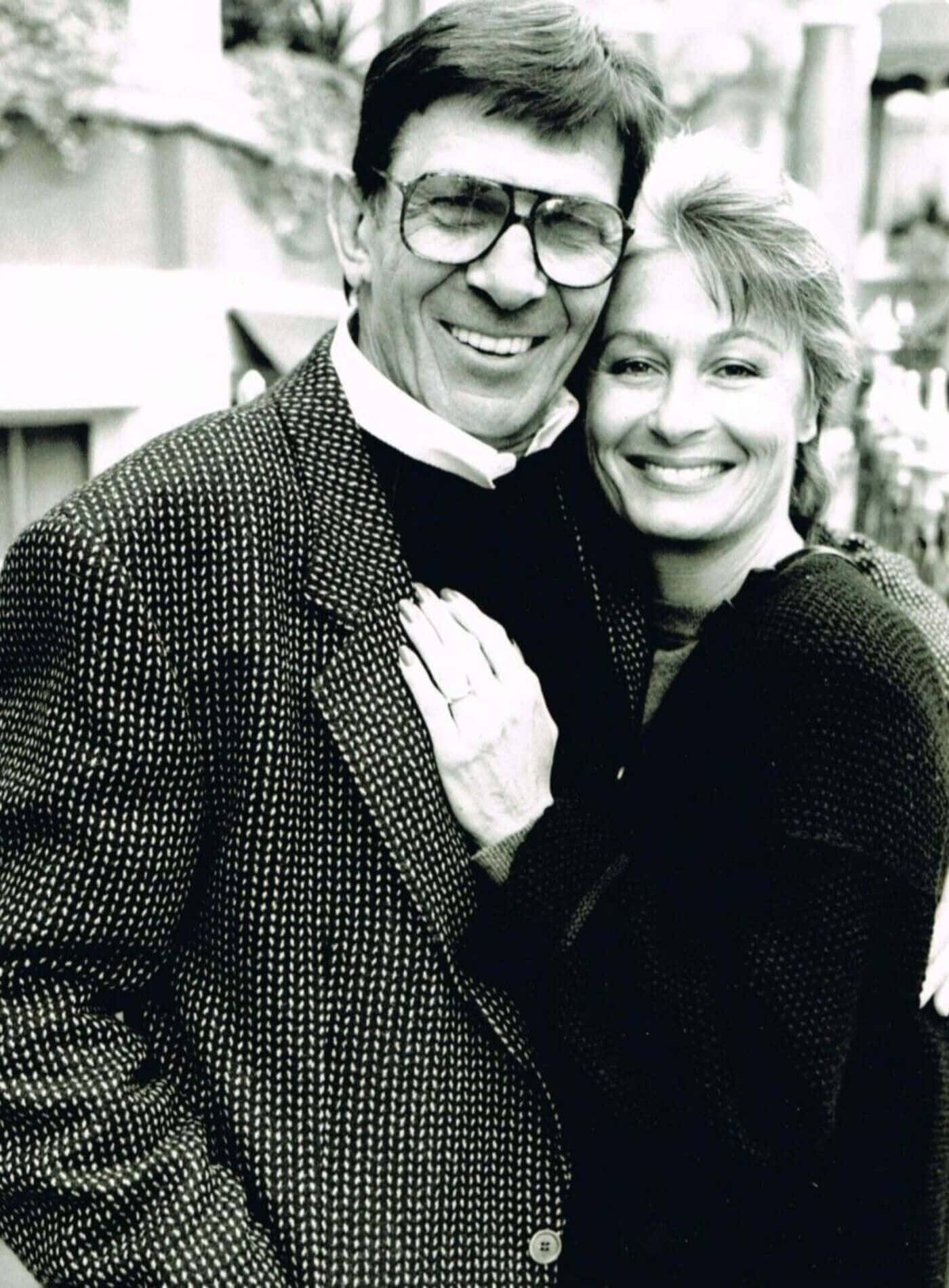 American Actor Leonard Nimoy And Susan Bay Background