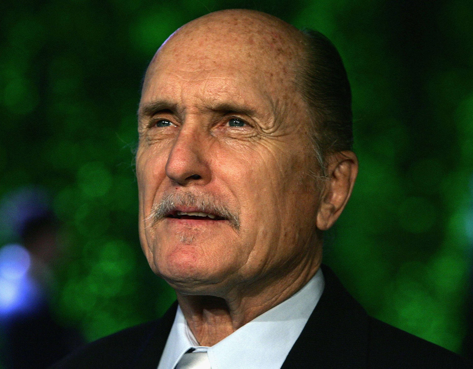 American Actor Robert Duvall At Vanity Fair Oscar Party Background