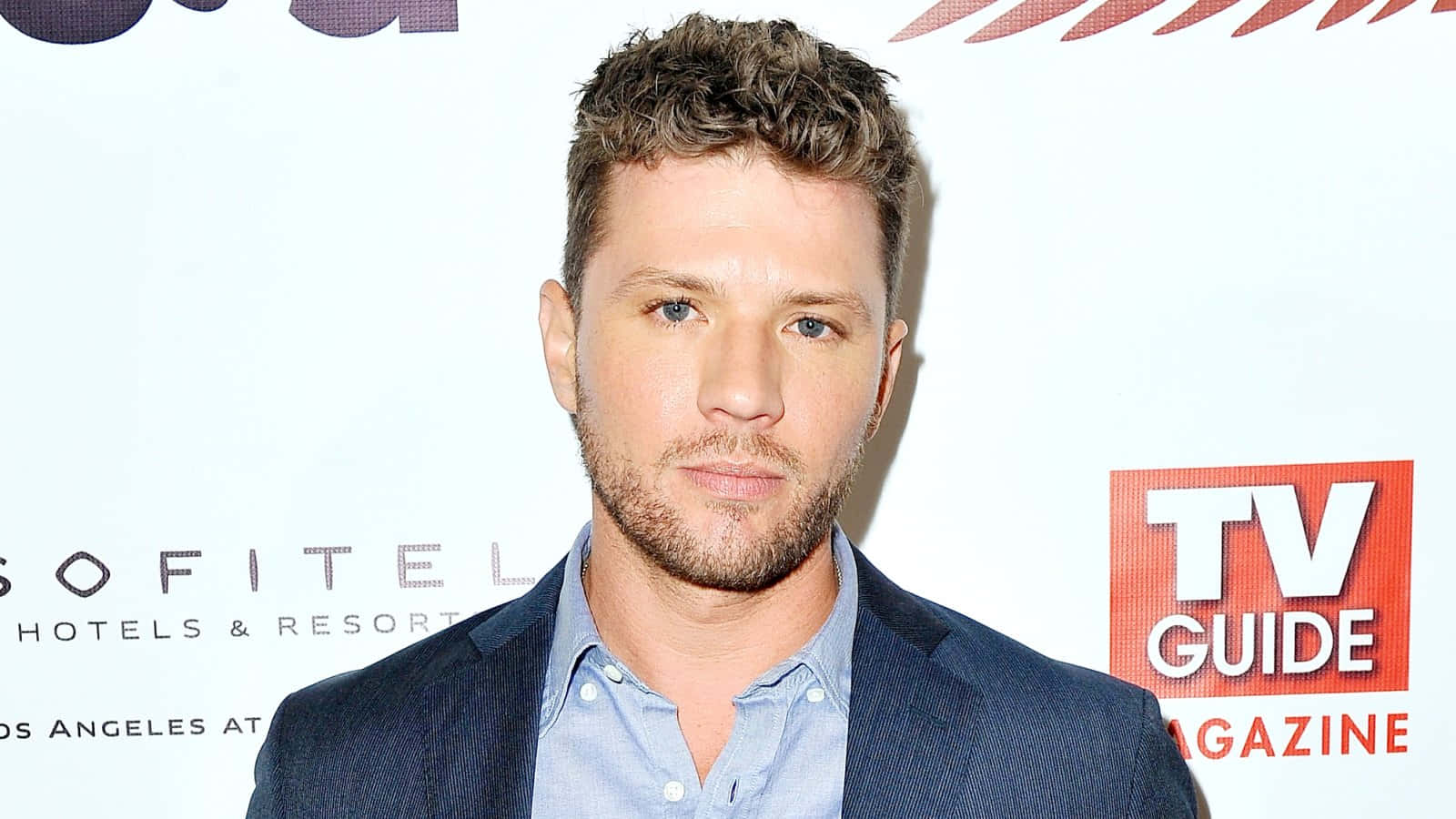 American Actor Ryan Phillippe Tv Guide Background