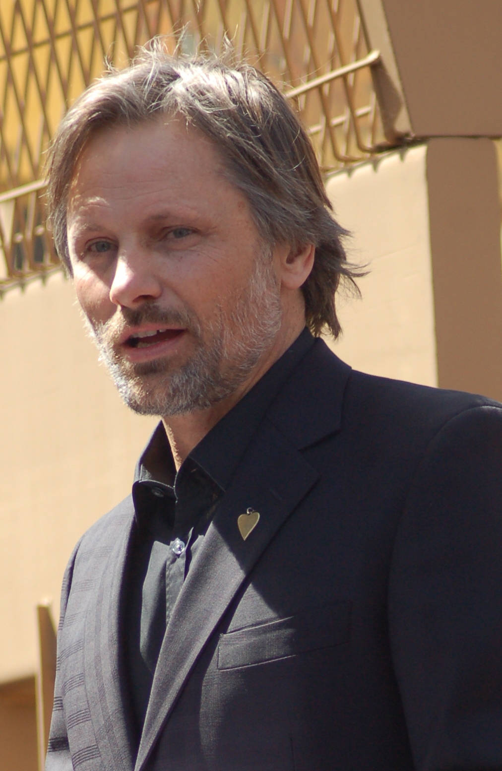 American Actor Viggo Mortensen Walk Of Fame Background