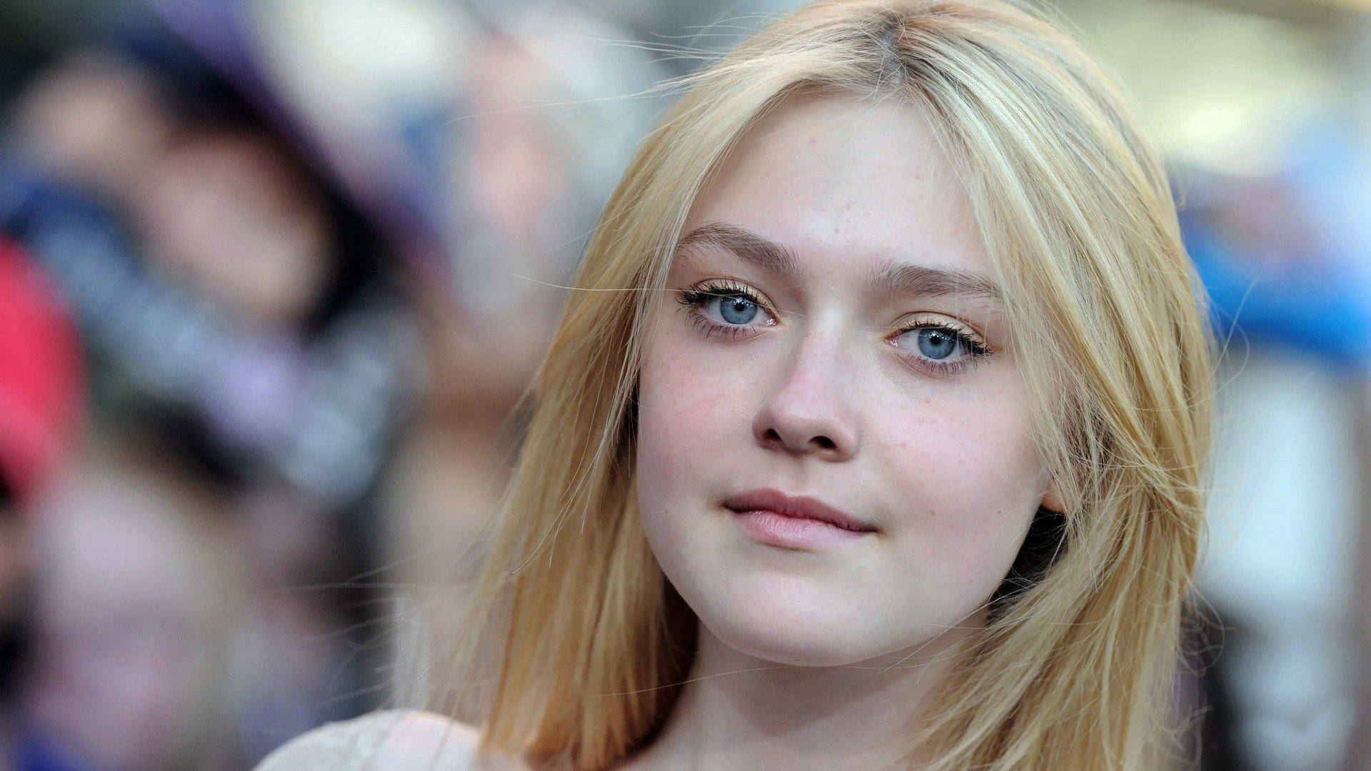 American Actress Dakota Fanning Captivating Smile