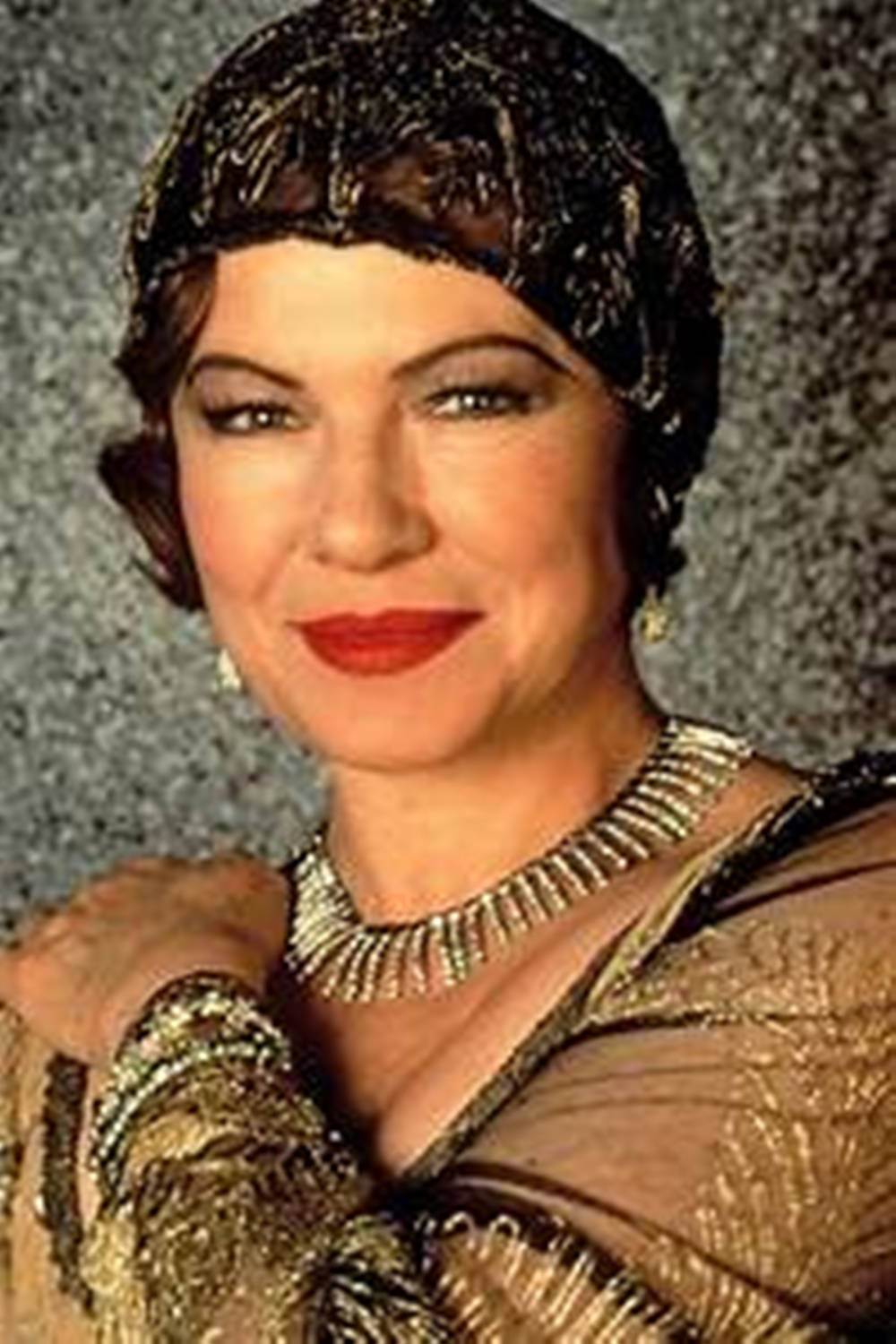 American Actress Dianne Wiest As Helen Sinclair