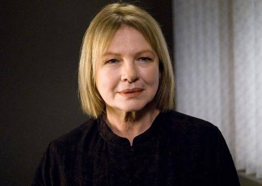 American Actress Dianne Wiest As Toni