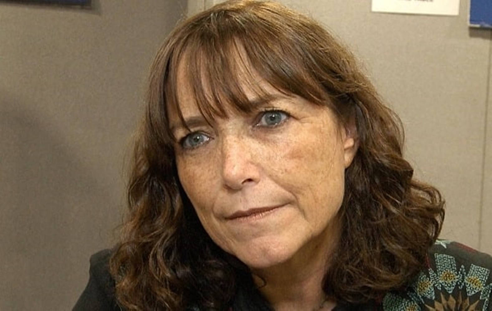 American Actress Karen Allen At The Chiller Theatre Expo Background