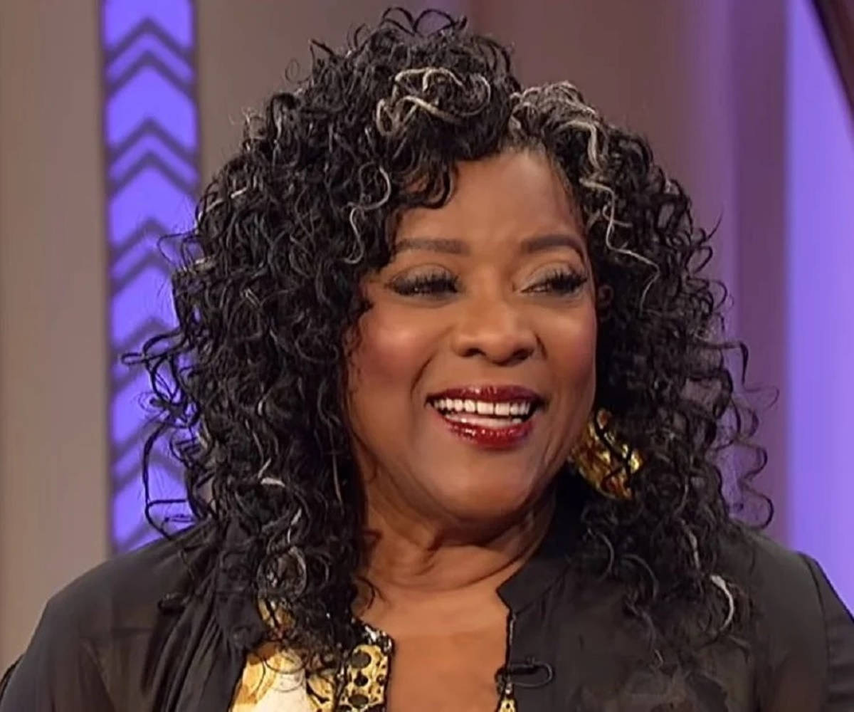 American Actress Loretta Devine 2019 Entertainment Weekly Interview Background