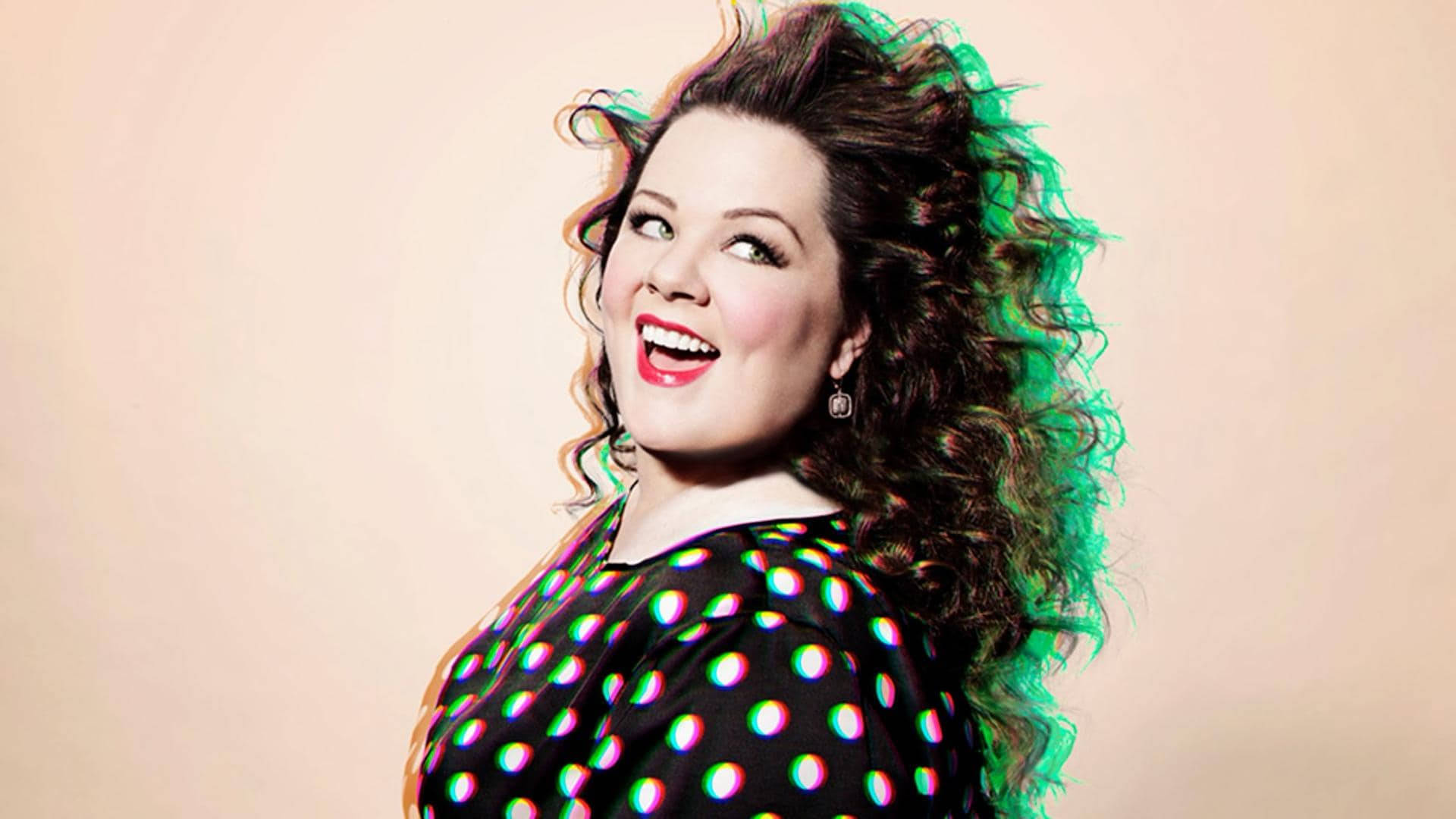 American Actress Melissa Mccarthy Glitch Art Background