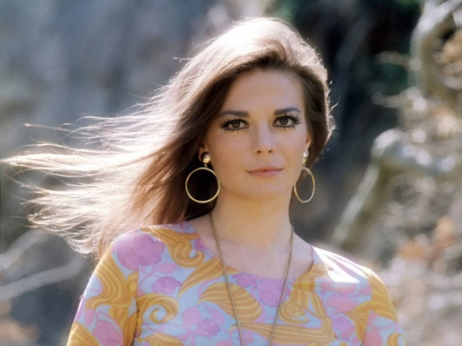 American Actress Natalie Wood With Long Hair Background