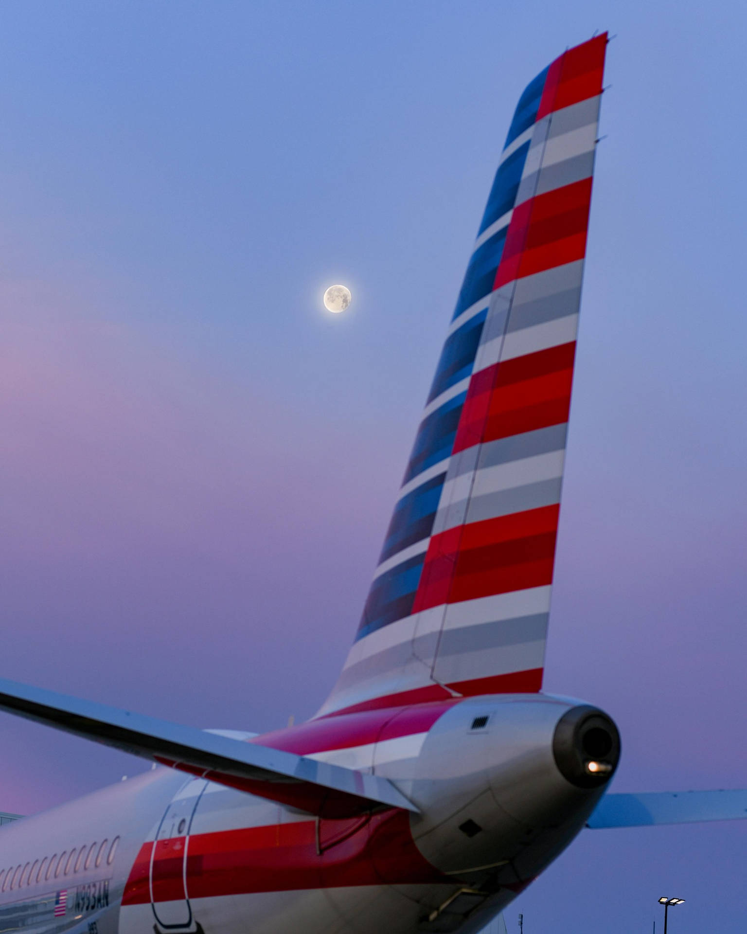 American Airlines Morning Moon Background