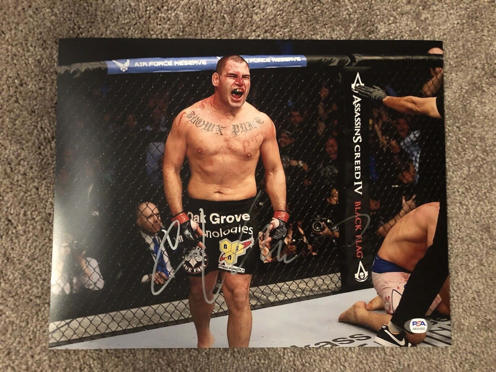 American Athlete Cain Velasquez Signed Photograph Background