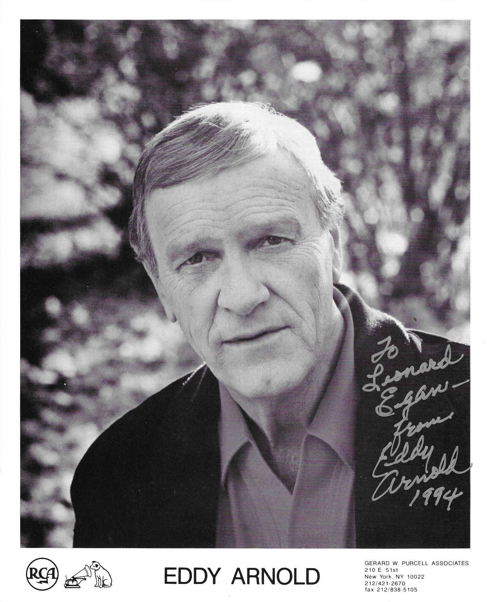 American Country Singer Eddy Arnold With Autograph