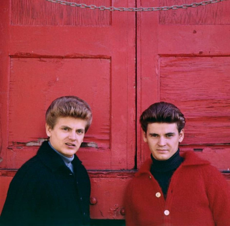 American Duo Everly Brothers 1965 Portrait Session Background