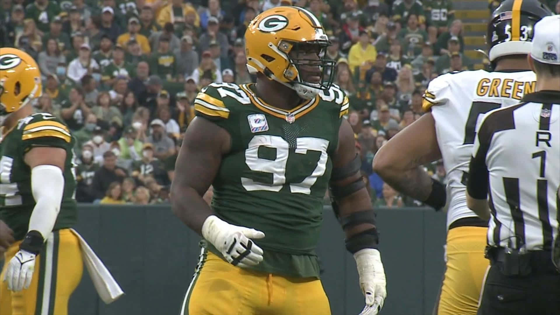 American Football Defensive Tackle Kenny Clark Medium Angle Shot Background