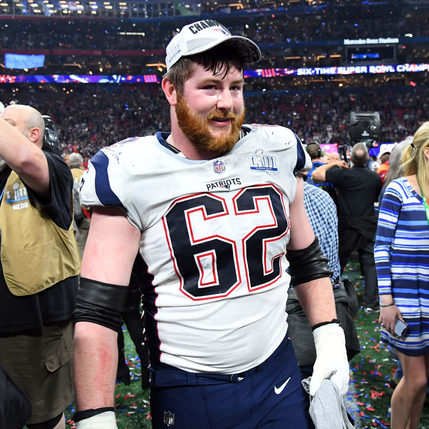 American Football Joe Thuney Background