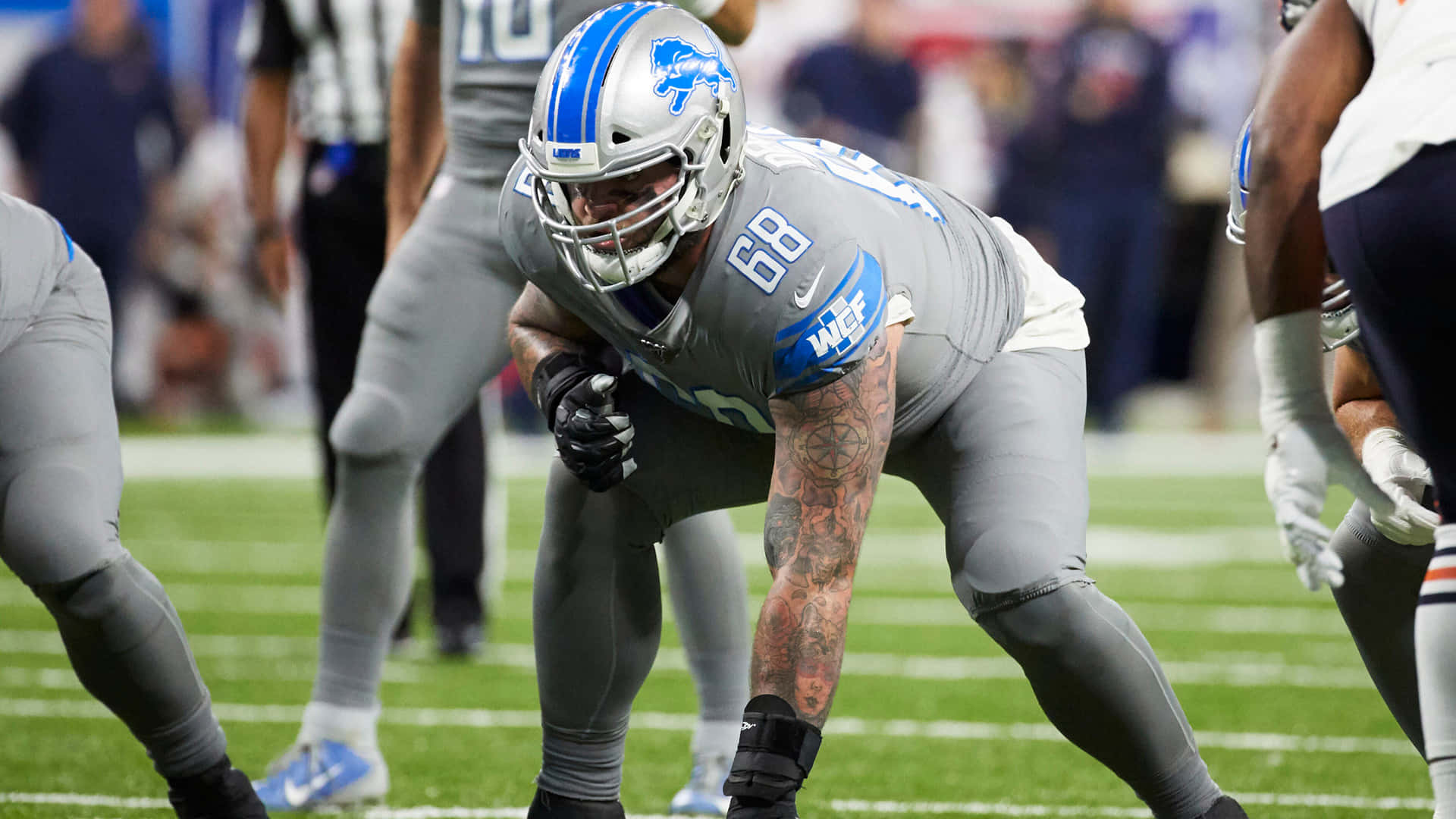 American Football Offensive Tackle Star Taylor Decker Background